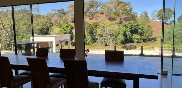 Fazenda/Sítio com 3 Quartos à venda, 18000m² no Centro, Goianápolis