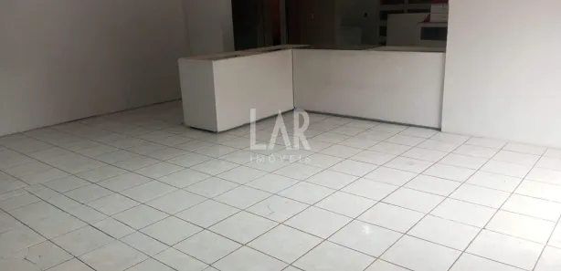 Ponto Comercial para alugar, 150m² no Heliópolis, Belo Horizonte