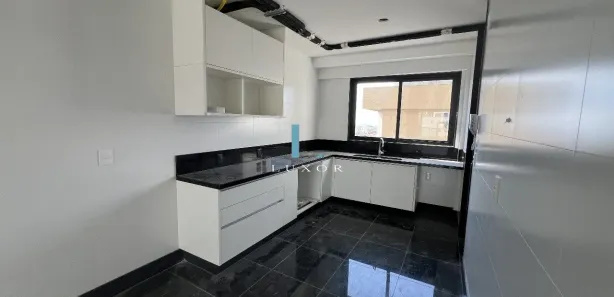 Apartamento com 3 Quartos para alugar, 150m² no Serra, Belo Horizonte