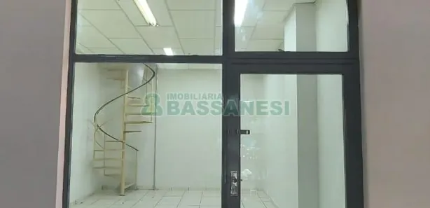 Ponto Comercial para alugar, 40m² no São Pelegrino, Caxias do Sul