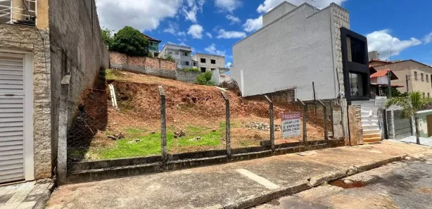 Lote/Terreno à venda, 360m² no Diamante (Barreiro), Belo Horizonte
