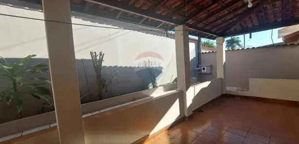 Casa com 3 Quartos para alugar, 160m² no Jardim Brasília, Mogi Guaçu