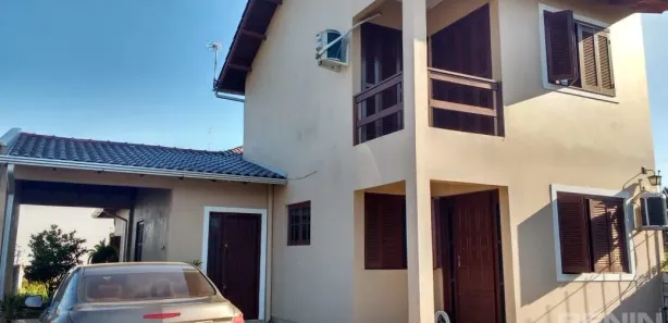 Sobrado com 3 Quartos à venda, 140m² no Centro, Nova Santa Rita