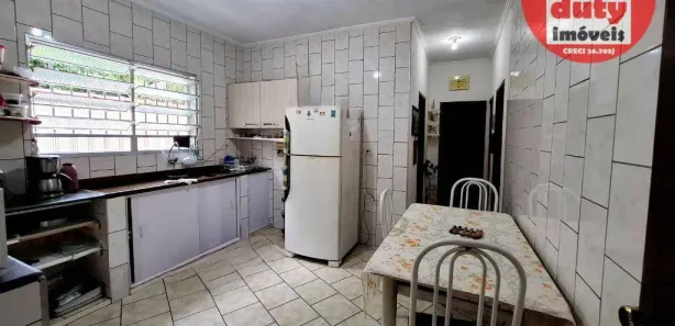 Casa com 4 Quartos à venda, 252m² no Vila Ligya, Guarujá