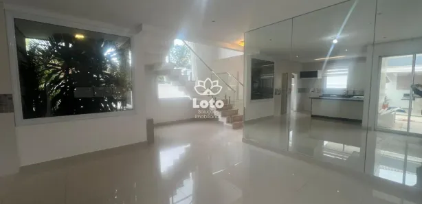 Casa de Condomínio com 4 Quartos para venda ou aluguel, 220m² no Fazenda Rodeio, Mogi das Cruzes
