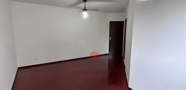 Apartamento com 3 Quartos para alugar, 70m² no Cláudia, Londrina