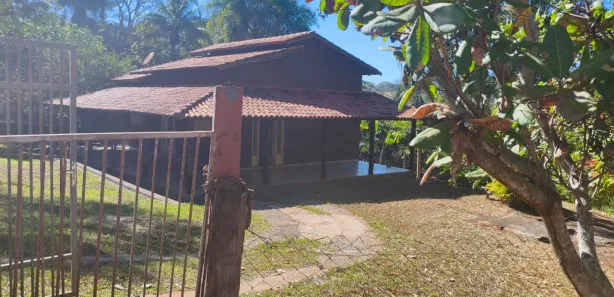 Fazenda/Sítio com 3 Quartos para alugar, 64m² no Condomínio Parque dos Cisnes, Goiânia