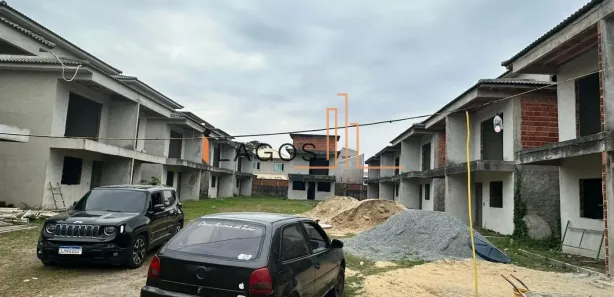 Casa de Condomínio com 2 Quartos à venda, 90m² no Palmeiras, Cabo Frio