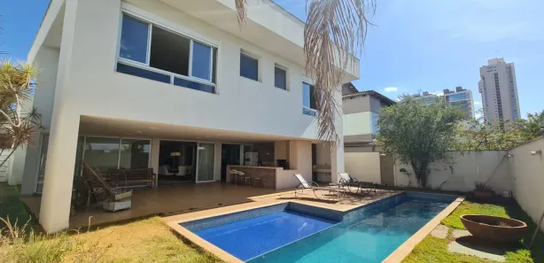Casa de Condomínio com 5 Quartos à venda, 526m² no Park Lozandes, Goiânia