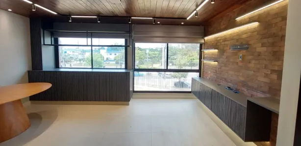 Sala Comercial para alugar, 44m² no Ponta Negra, Manaus