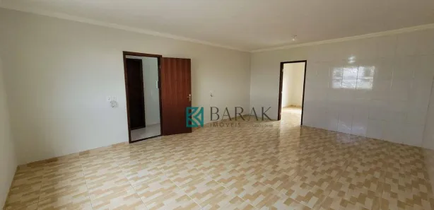 Kitnet com 1 Quarto para alugar, 50m² no Conjunto Habitacional Requião, Maringá