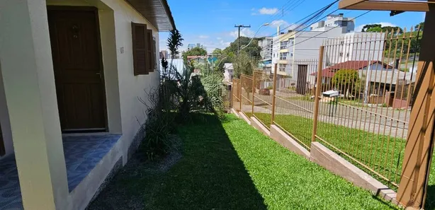 Casa com 2 Quartos à venda, 70m² no Jardim Eldorado, Caxias do Sul