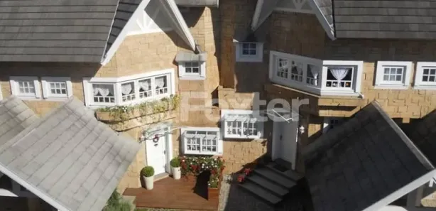 Casa de Condomínio com 3 Quartos à venda, 112m² no Planalto, Gramado