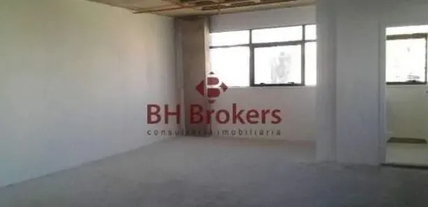 Imóvel Comercial para alugar, 96m² no Santa Efigênia, Belo Horizonte