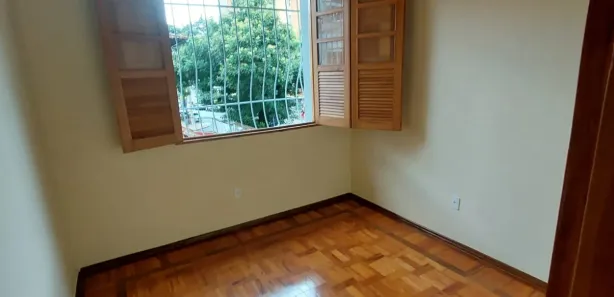 Casa com 6 Quartos para alugar, 200m² no Funcionários, Belo Horizonte