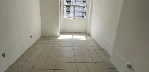 Sala Comercial para alugar, 25m² no Santo Antônio, Belo Horizonte