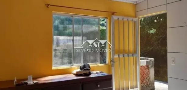 Casa com 1 Quarto para alugar, 30m² no Quarteirão Ingelheim, Petrópolis