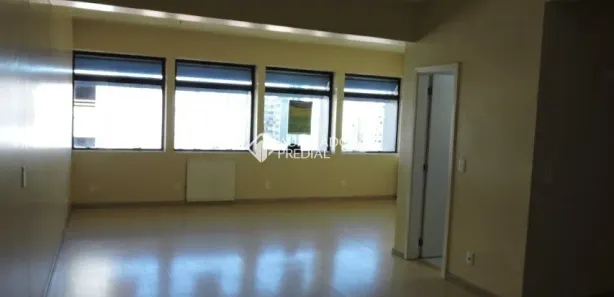 Sala Comercial à venda, 50m² no Madureira, Caxias do Sul