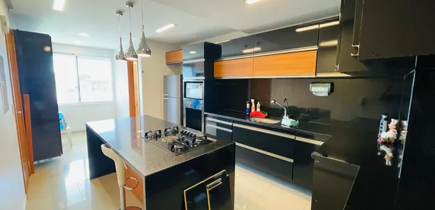 Apartamento com 4 Quartos para venda ou aluguel, 253m² no São Jorge, Manaus