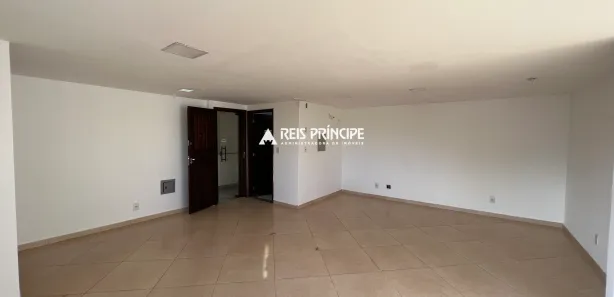 Ponto Comercial para alugar, 52m² no Recreio dos Bandeirantes, Rio de Janeiro