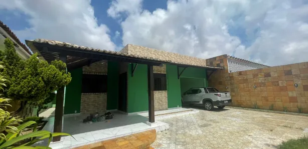 Casa com 3 Quartos à venda, 300m² no Pitimbu, Natal