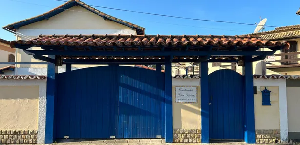 Casa de Condomínio com 3 Quartos para alugar, 100m² no Ogiva, Cabo Frio