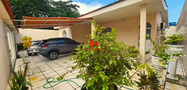 Casa com 3 Quartos à venda, 200m² no Adrianópolis, Manaus