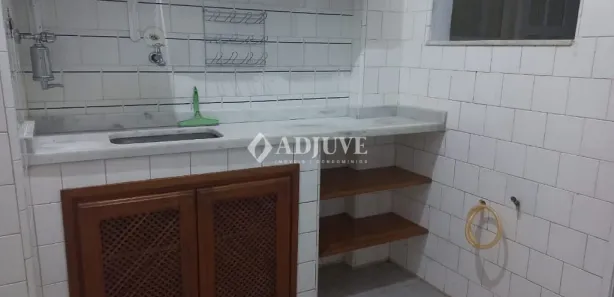 Apartamento com 2 Quartos para venda ou aluguel, 69m² no Duchas, Petrópolis