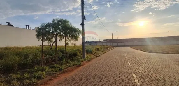 Lote/Terreno à venda, 240m² no Central Park, Cachoeirinha