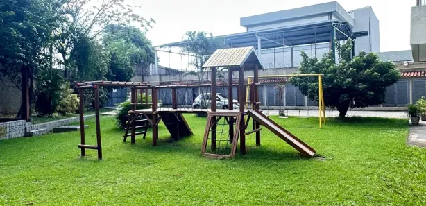 Apartamento com 4 Quartos para venda ou aluguel, 320m² no Campo Grande, Rio de Janeiro