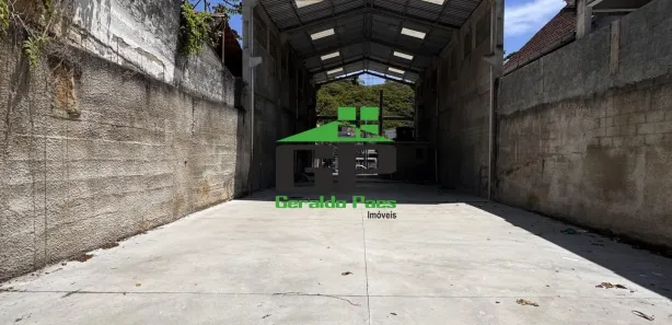 Galpão/Depósito/Armazém com 1 Quarto para venda ou aluguel, 40m² no Vila Valqueire, Rio de Janeiro