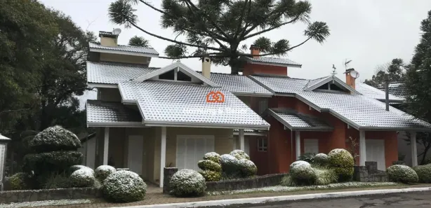 Casa de Condomínio com 3 Quartos à venda, 137m² no Planalto, Gramado
