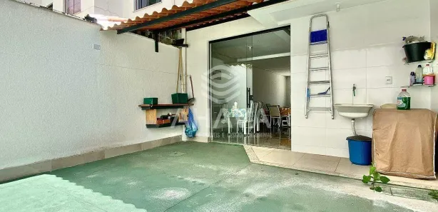 Casa com 3 Quartos para alugar, 100m² no Santa Rosa, Belo Horizonte