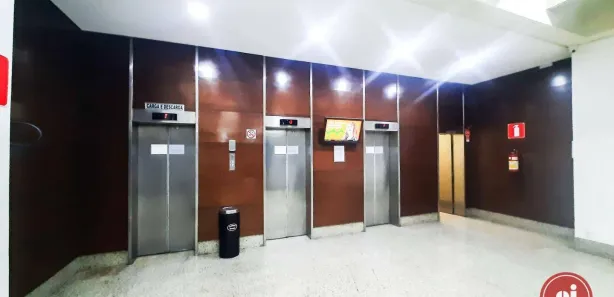 Sala Comercial à venda, 40m² no Lourdes, Belo Horizonte