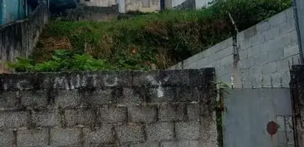 Lote/Terreno à venda, 250m² no Jardim Ipê, Itaquaquecetuba