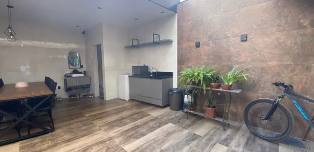 Sobrado com 2 Quartos à venda, 250m² no Del Lago II, Brasília