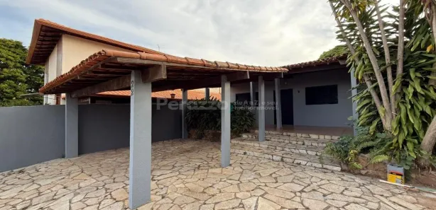 Casa com 3 Quartos para alugar, 900m² no Setor Habitacional Jardim Botânico, Brasília