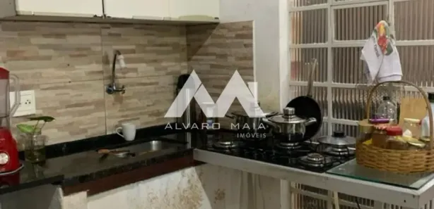 Casa com 2 Quartos para alugar, 80m² no Santa Efigênia, Belo Horizonte