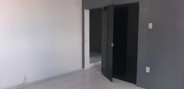 Casa com 2 Quartos para alugar, 55m² no Barro Vermelho, Natal