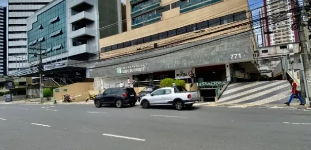 Sala Comercial para venda ou aluguel, 32m² no Pituba, Salvador