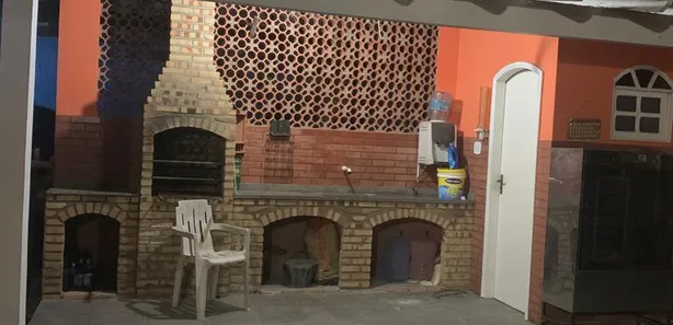 Fazenda/Sítio com 2 Quartos à venda, 80m² no Água Branca (Bacaxá), Saquarema