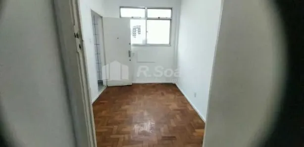 Sala Comercial para venda ou aluguel, 46m² no Copacabana, Rio de Janeiro