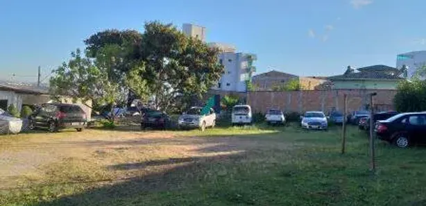 Lote/Terreno com 1 Quarto para alugar, 2300m² no Heliópolis, Belo Horizonte