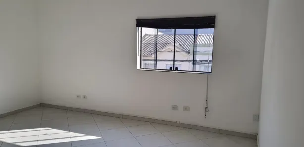 Sala Comercial para alugar, 35m² no Santa Terezinha, Santo André