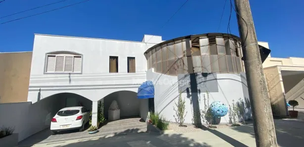 Casa de Condomínio com 3 Quartos para alugar, 180m² no Granja Olga II, Sorocaba