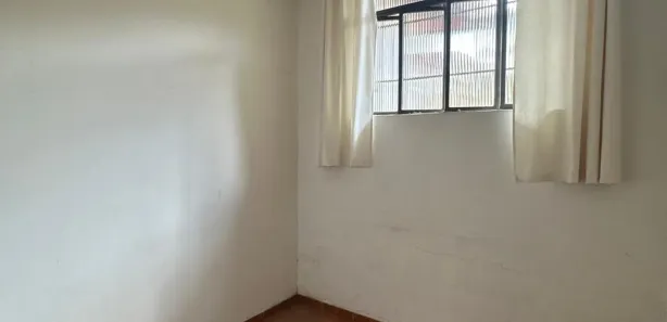 Casa com 3 Quartos para alugar, 250m² no Angola, Betim