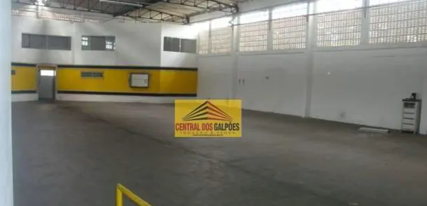 Galpão/Depósito/Armazém para alugar, 2500m² no Arraial do Retiro, Salvador