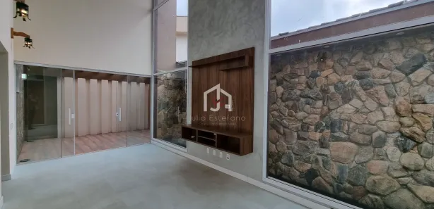 Casa de Condomínio com 3 Quartos para alugar, 216m² no Parque São Luís, Taubaté