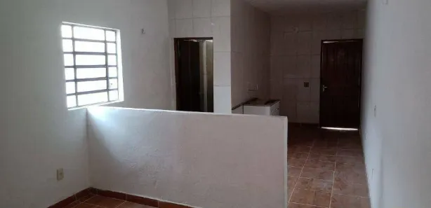 Casa com 1 Quarto para alugar, 45m² no Vila Nogueira, Diadema