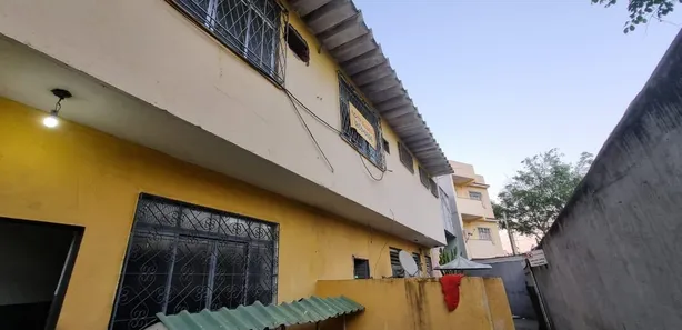 Galpão/Depósito/Armazém para venda ou aluguel, 900m² no Rocha Miranda, Rio de Janeiro